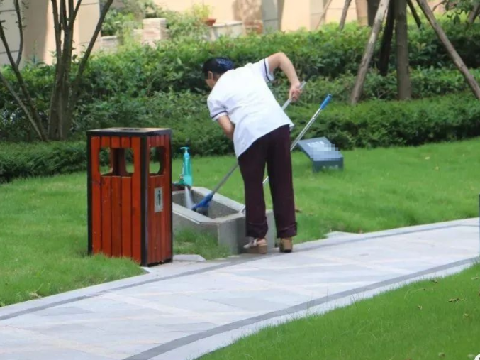 泰安小区保洁